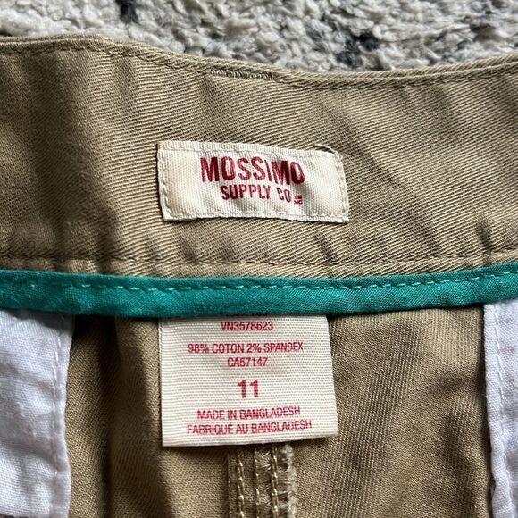 Mossimo supply co size 11 women’s khaki shorts - Picture 2 of 6